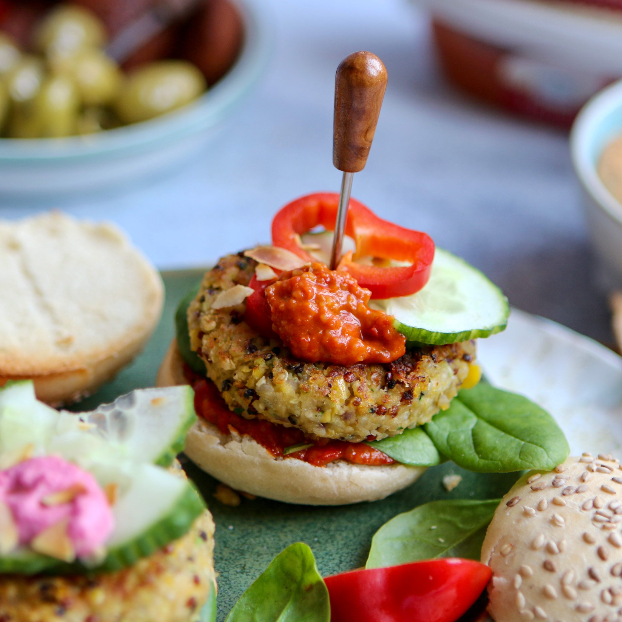 Zelfgemaakte vegetarische burgers